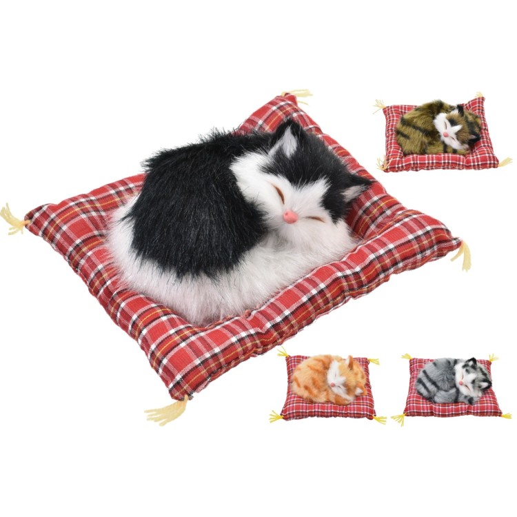 Cats Lying On Blankets Assorted TY1733