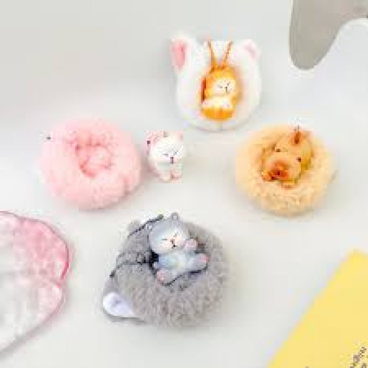 Kenji Mima Duo Cat Nest Keyring
