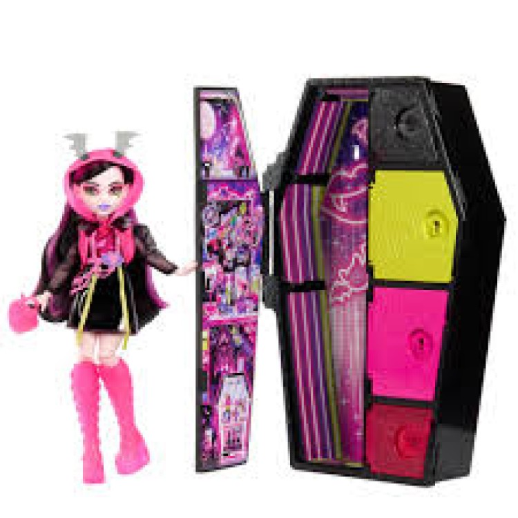 Mattel Monster High Skulltimate Secrets Neon Frights Draculaura